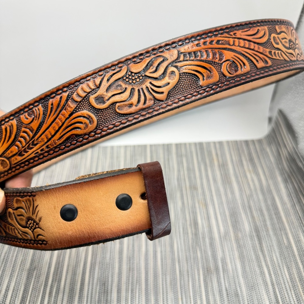 Vintage Western Floral Hand Tooled Leather Belt 52 Inch Tan Brown 1.5 Wide